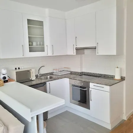 Estudio Centrico De Diseno Vigo